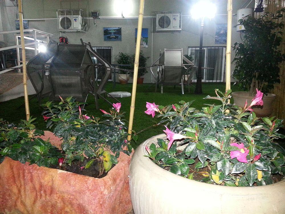 ลุย โฮเทล การ์เดนส์ Apartment ไฮฟา ภายนอก รูปภาพ