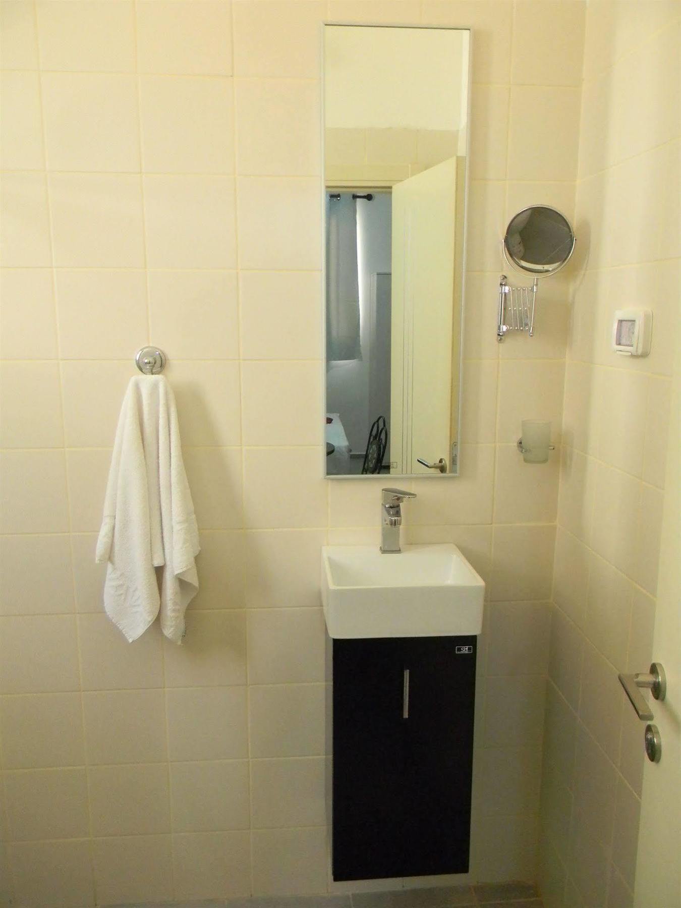 ลุย โฮเทล การ์เดนส์ Apartment ไฮฟา ภายนอก รูปภาพ